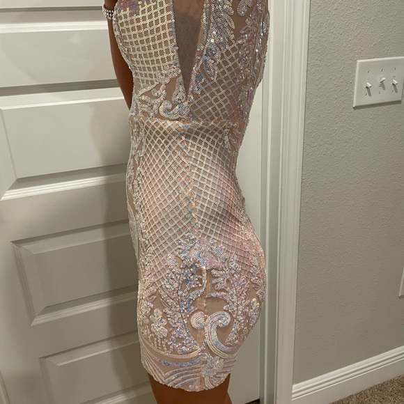 TeezeMe size 3 stretchy, iridescent, nude with peekaboo side. - Picture 3 of 6